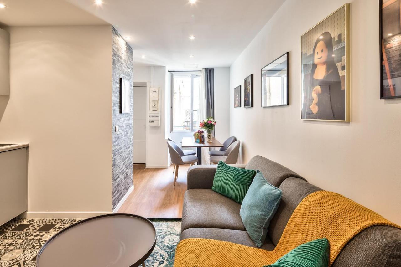 04 Flat Montorgeuil 3 * Parigi