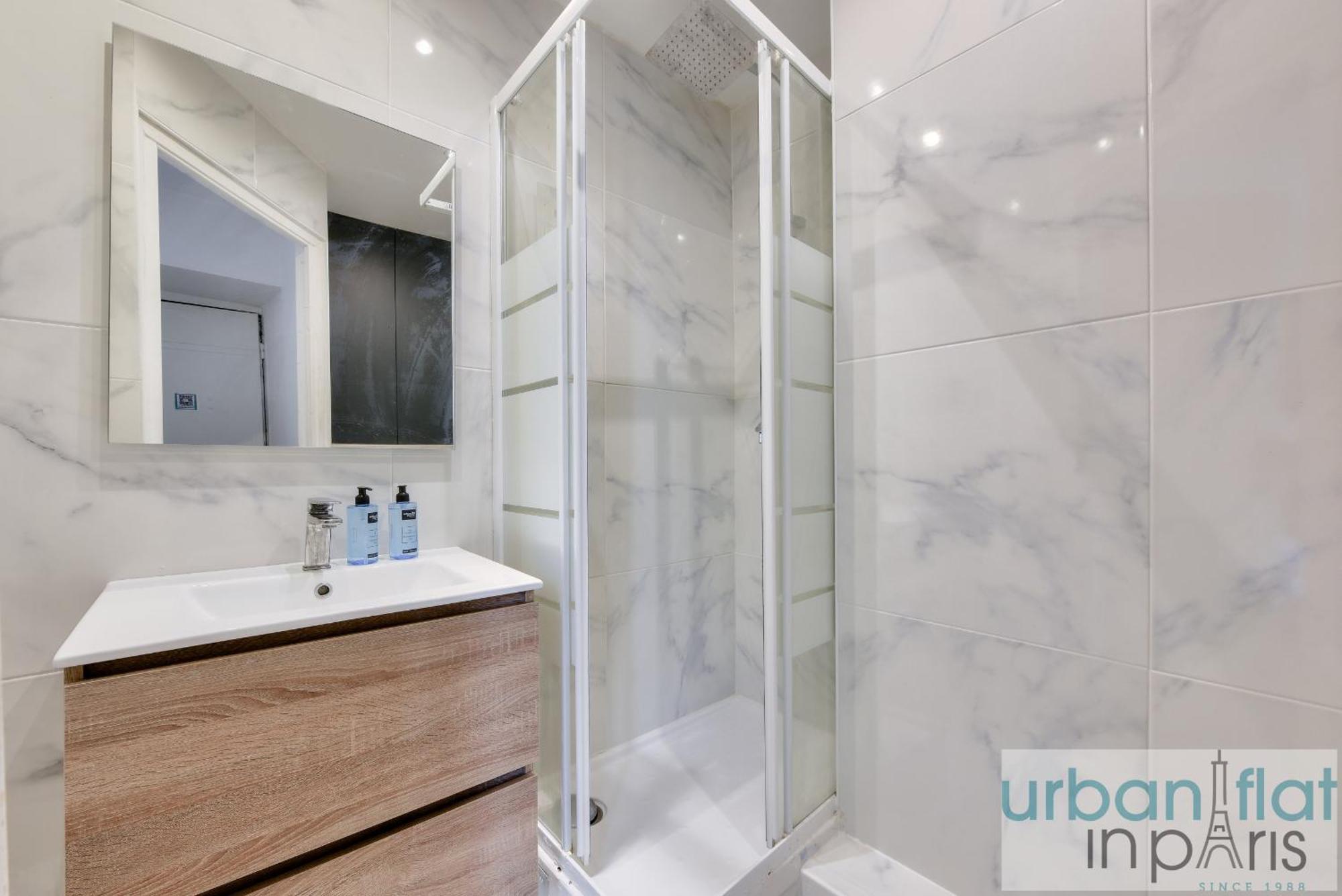 04 Flat Montorgeuil 3 Appartamento
