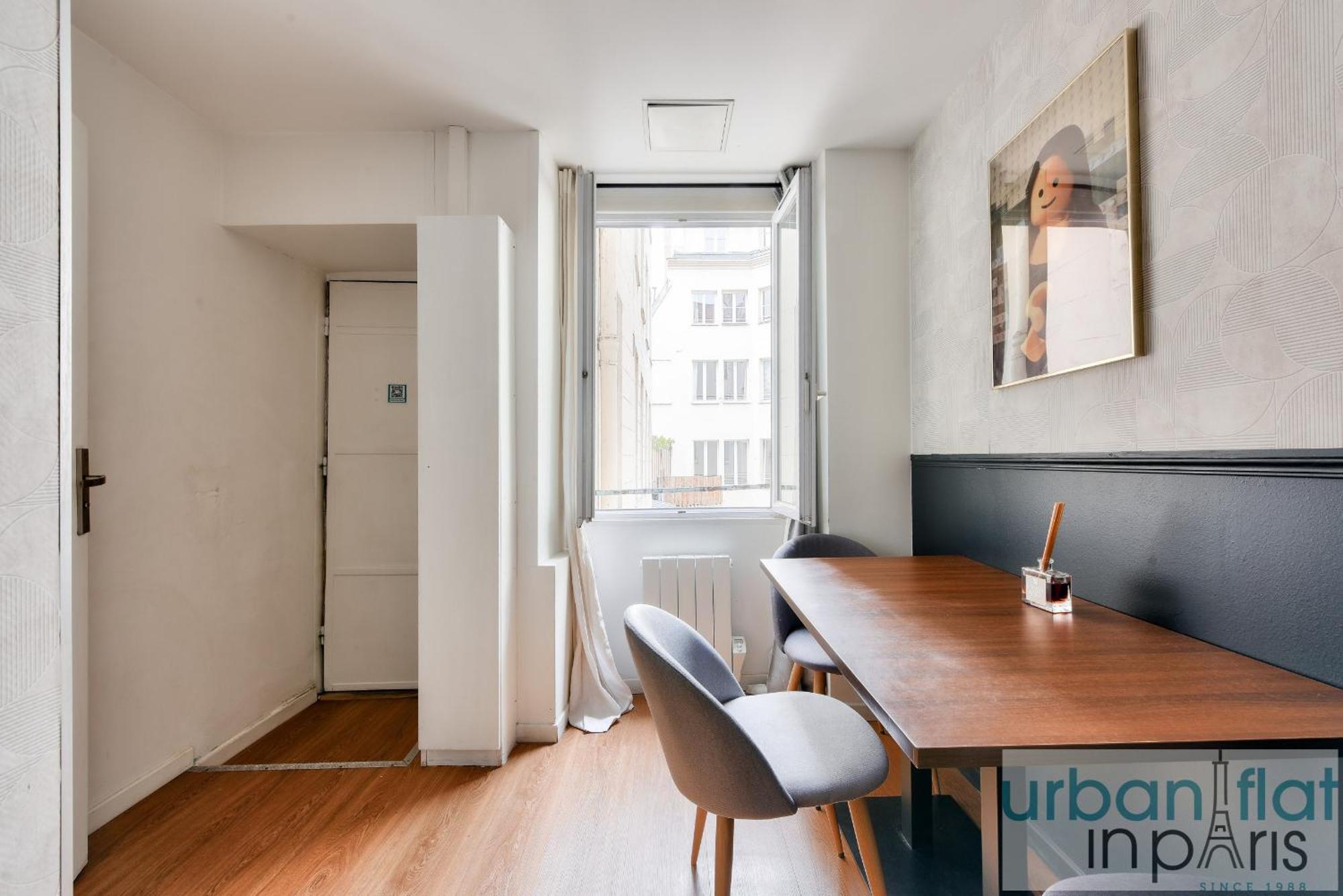 04 Flat Montorgeuil 3 Appartamento